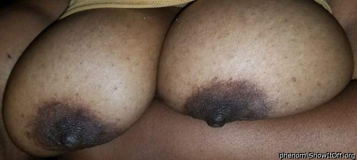 Titties for days