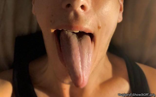 bet my tongue can beat up your tongue