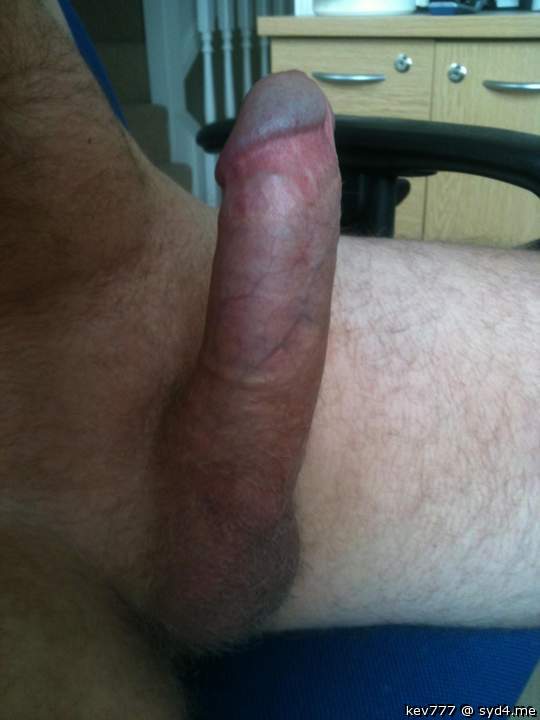 micky  uk
         you have a super looking cock very sucka