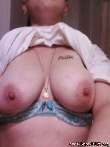 Sexy big tits  
