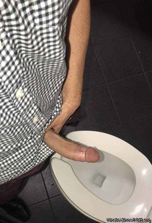 great hot cock, would love to work on it ..  
