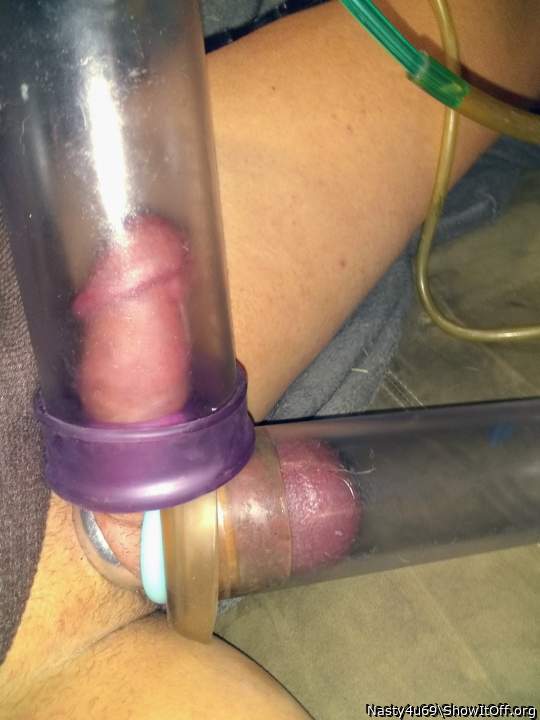 Photo of a middle leg from Nasty4u69