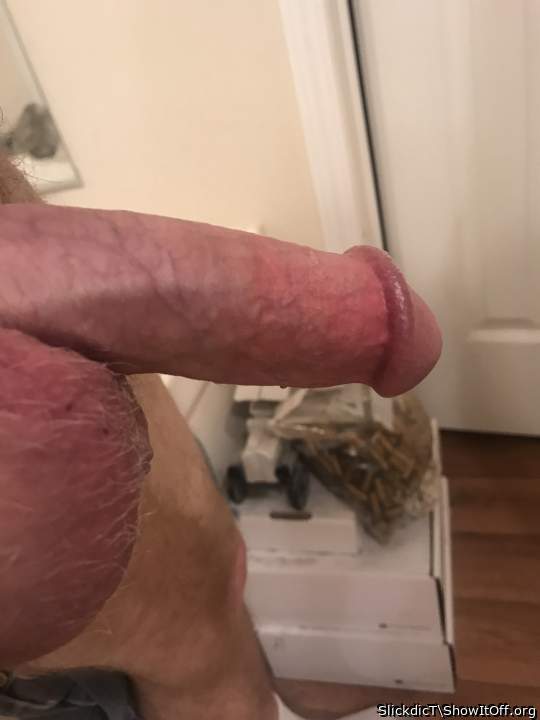 Photo of a boner from SlickdicT