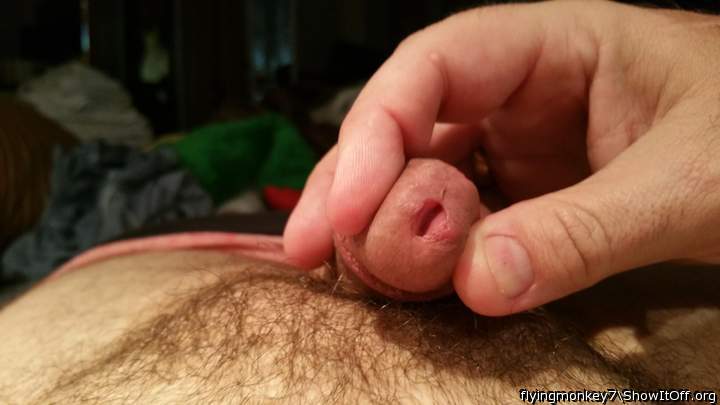 damn that hole looks yummy wish i could have it feed me thos