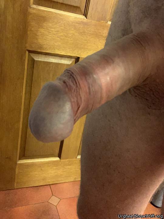 I would so love to play with that cock