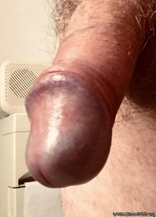Looks a good cock to wank; pity you are not closer tome.