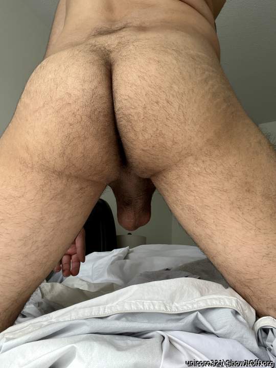 Spectacular ass cheeks and long hot sexy crack, nice balls f