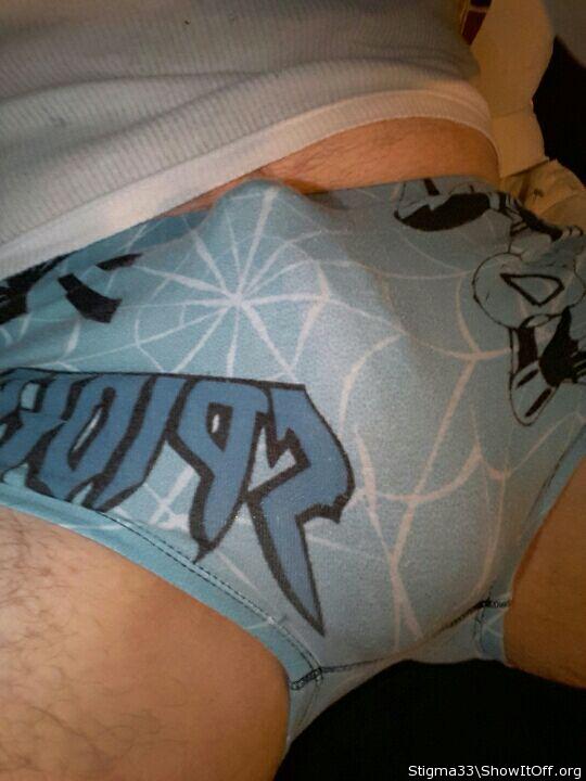 Awesome bulge straining to burst out of those panties   