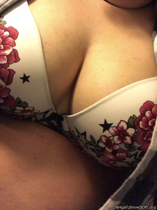 Nice big sexy boobs &#128525;