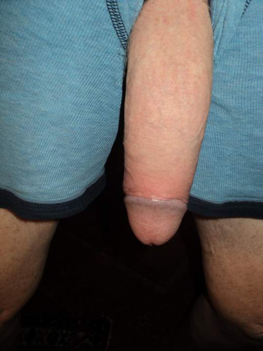 PICTURE OF MY SOFT COCK