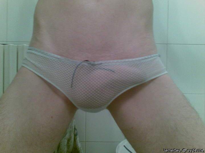 Wooow! Your bulge...that`s so hot! 
