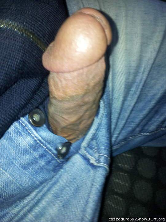 Luv when ur cock sticks out of ur jeans