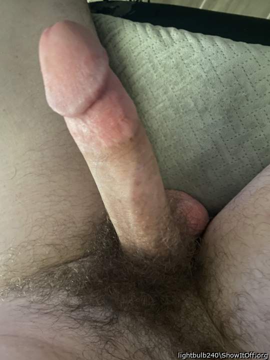 Real nice cock simply makes my mouth water    