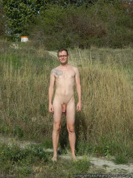 STUNNING OUTDOOR MALE NUDITY, HOT DICK and BODY and I LOVE M