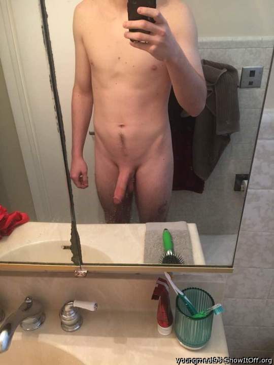 Photo of a boner from Youngmeat93
