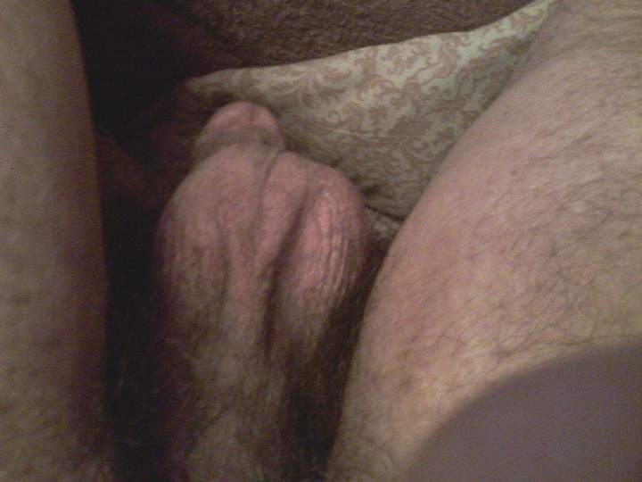 Photo of a short leg from 8inchthickdick