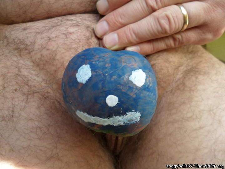 Happy face blue balls - [3-12-14-2752]