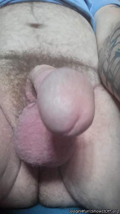 I'd sure love to suck your cock.  