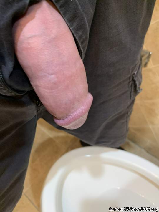 i would love to suck your cock while ou piss  