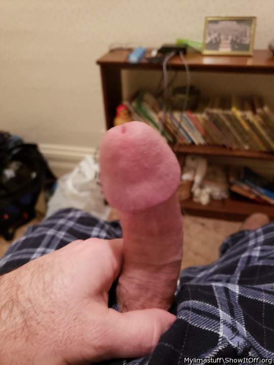 Lovely big head - so want to suck it 