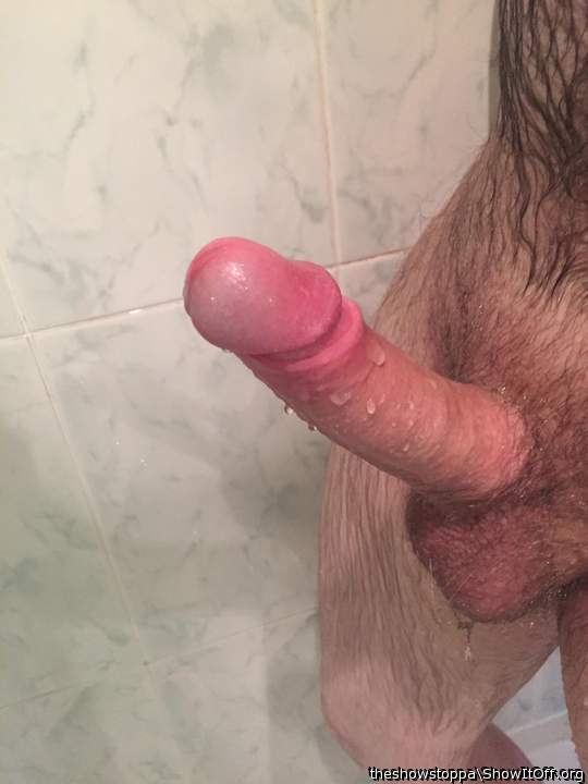 MMMmmmmmmmm very sexy penis!!!     