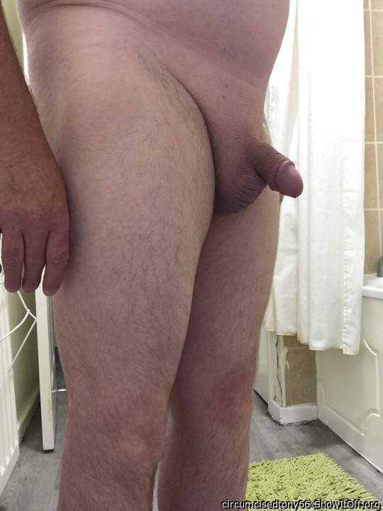 Smooth and freshly shaved, no more pubic hair