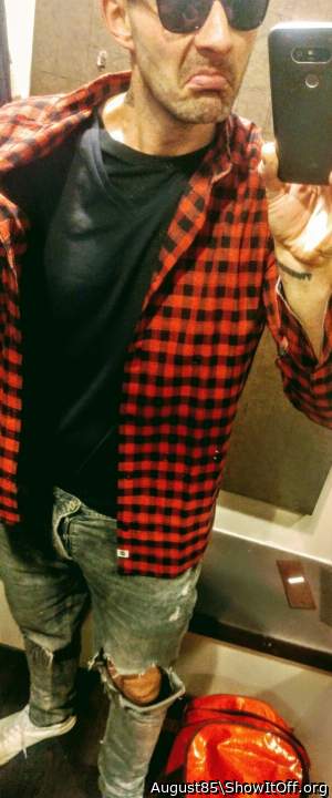 Adult image from August85