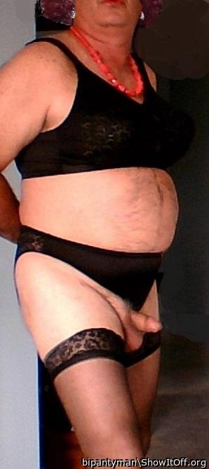 wow

lovely & sexy lingeire,,,,awesome black lace under ga
