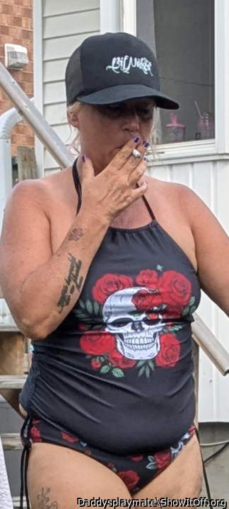 Photo of a purple headed monster from Daddysplaymate