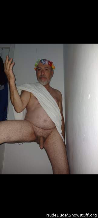 So sayeth Nudius Caesar: Happy Halloween, one and all!