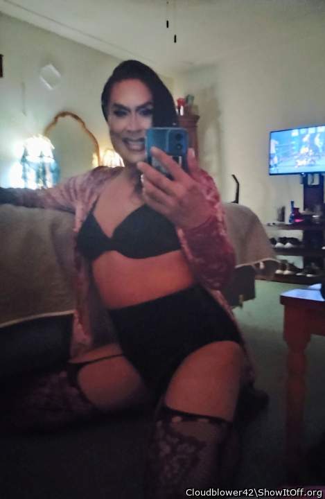 Looking incredibly stunning in your lingerie &#128293;&#1281