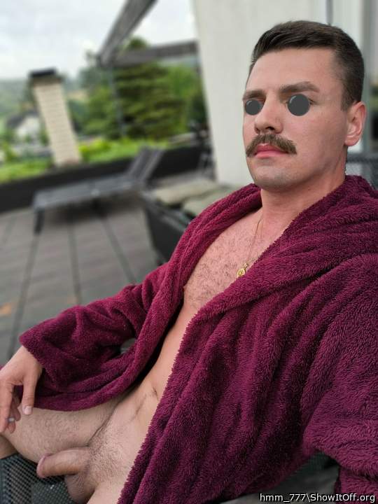 Young & horny (M27)