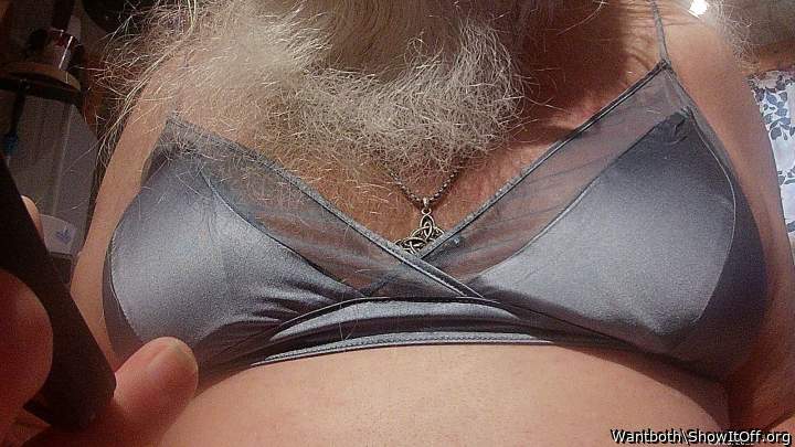 Mmmm wanna cum all over ur tits. And beard