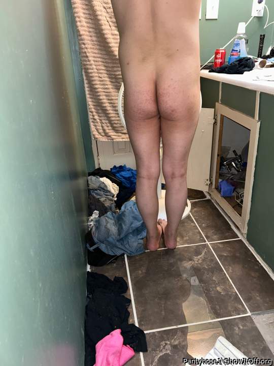 Photo of Man's Ass from Pantyhose1