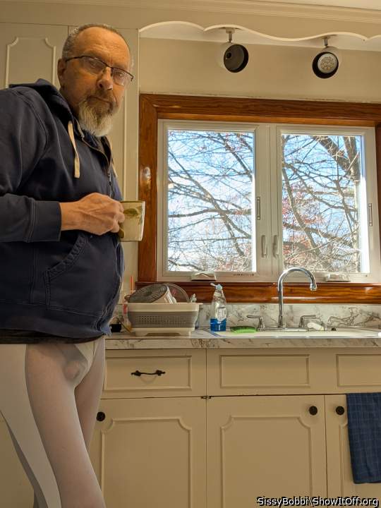 Love that tight nylon bulge. Where we goin Baby?