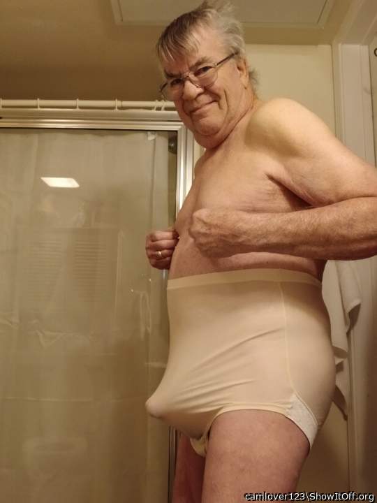 Photo of a sausage from camlover123