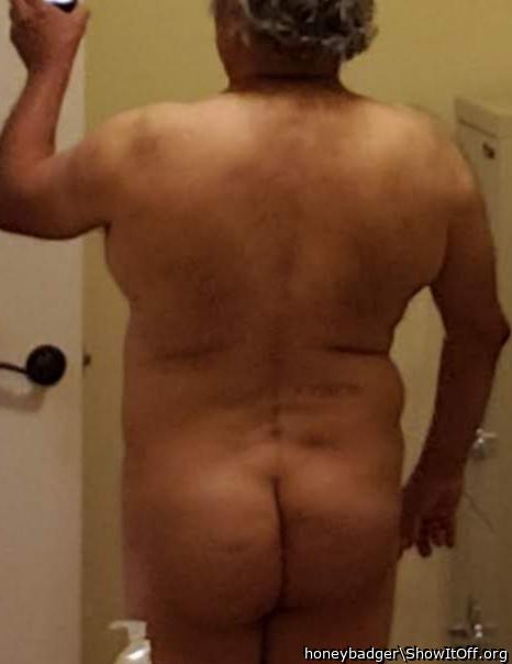 can you see my surgery almost goes to my ass Crack