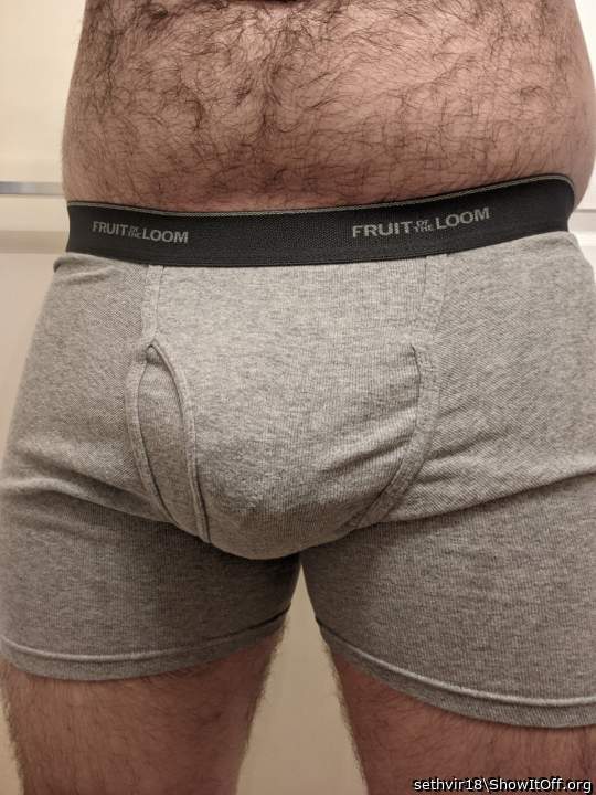 Sexy guy. Love the hairy belly and huge bulge