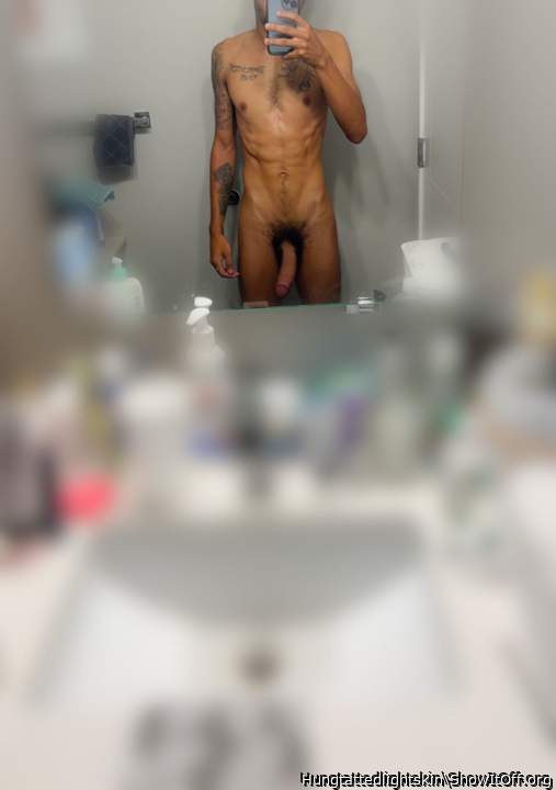 Photo of a third leg from Hungtattedlightskin