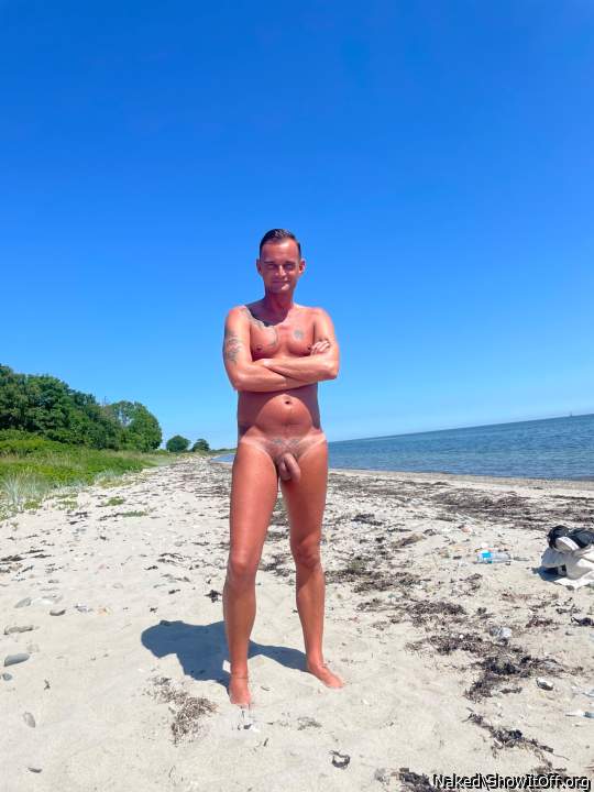 Photo of a snake from Naked