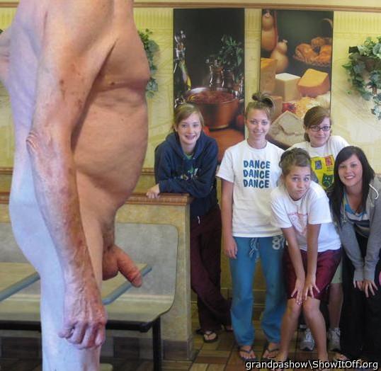 Cooking class students didn't know I was going to be naked!