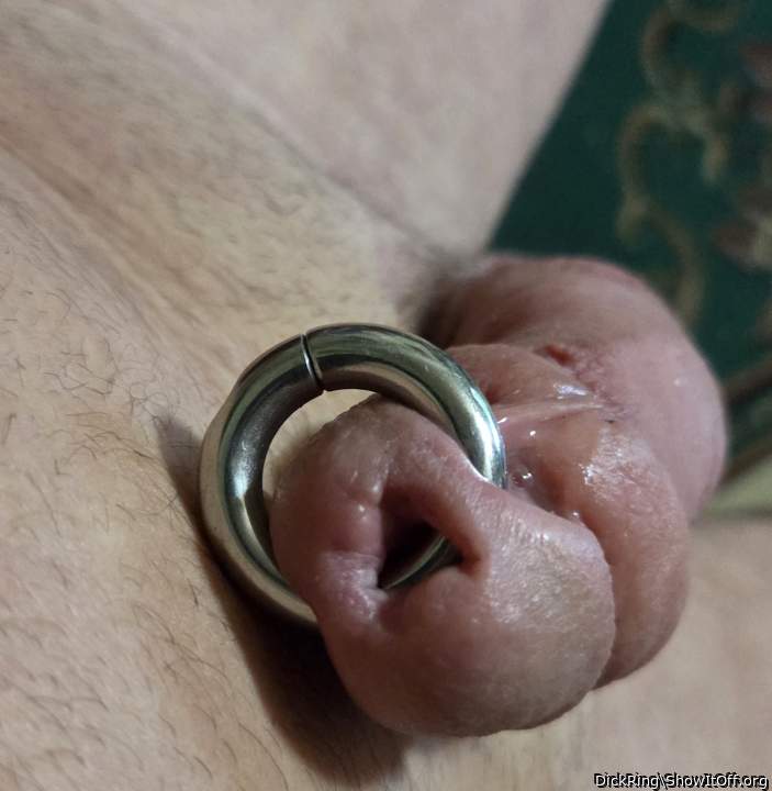 gaping penis