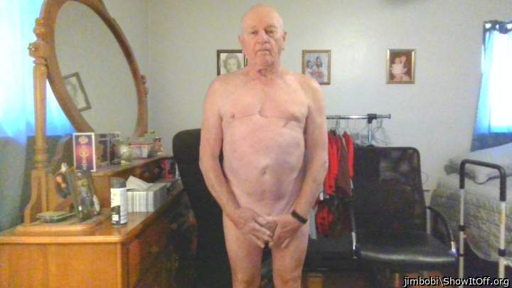 Photo of a bald-headed mouse from jimbobi