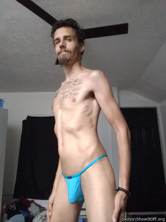 bela tanga azul. Parab�ns.