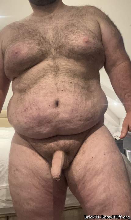 Real man right there! Great bear bod, great cock and great p