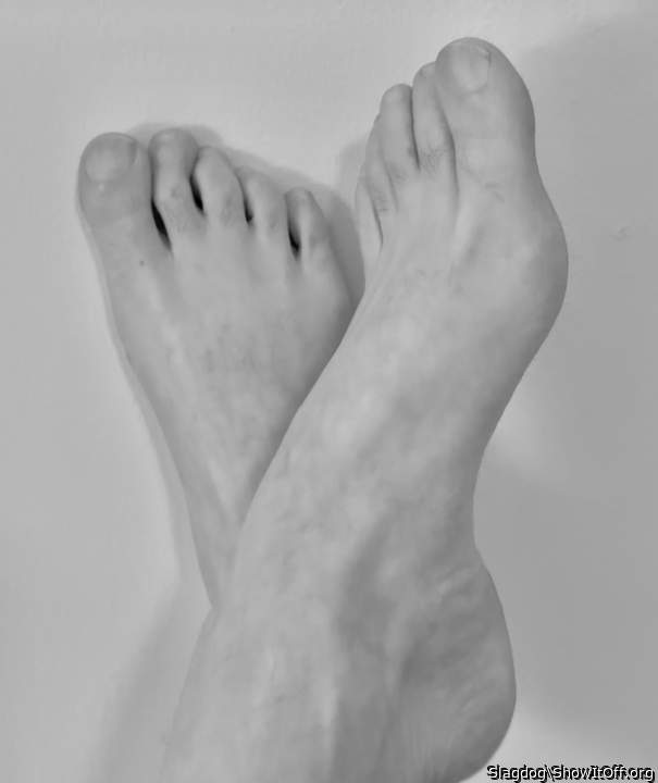 Toes