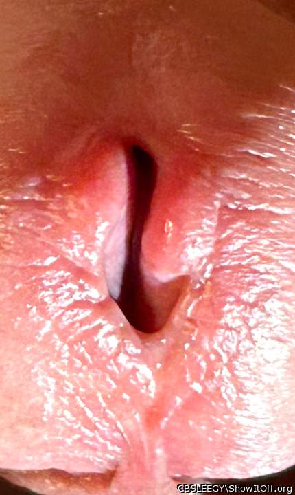 Check out this Keyhole Peehole! :P