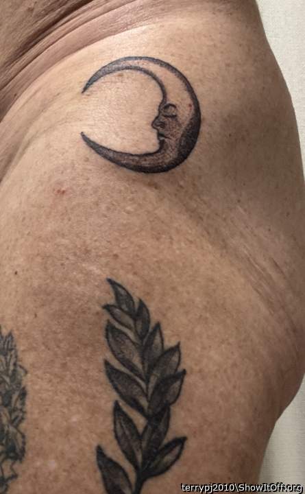 moon tat