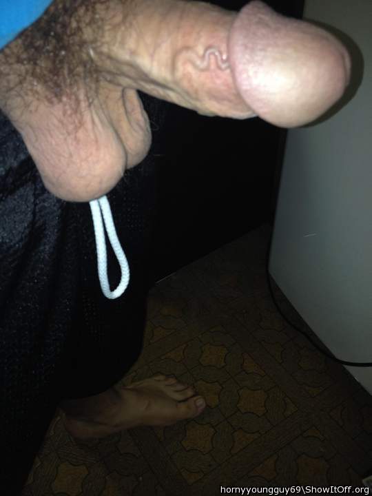 Photo of a cock from hornyyoungguy69