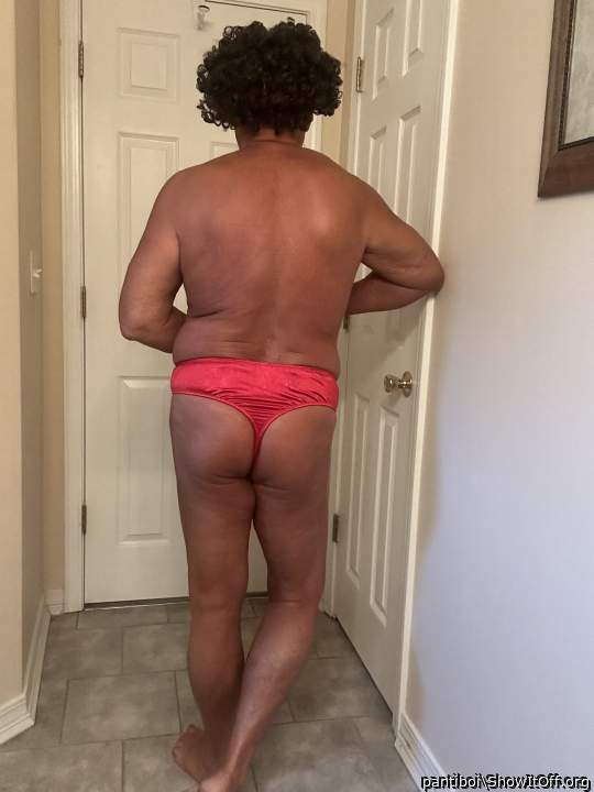 This one thong style, display the butt cheeks